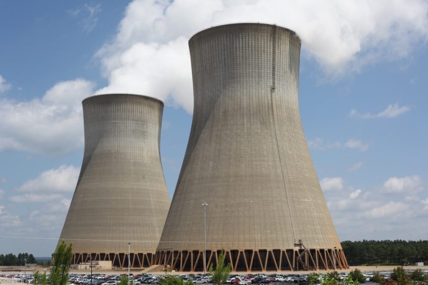 Germany Ends Nuclear Race, Closes Last Three Reactors