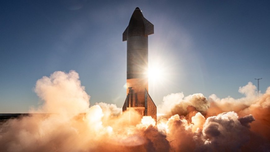 Elon Musk's Spaceship Blows Up Moments After Launch