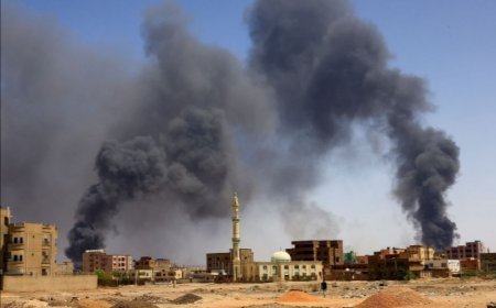 Fierce Fighting Erupts in Khartoum