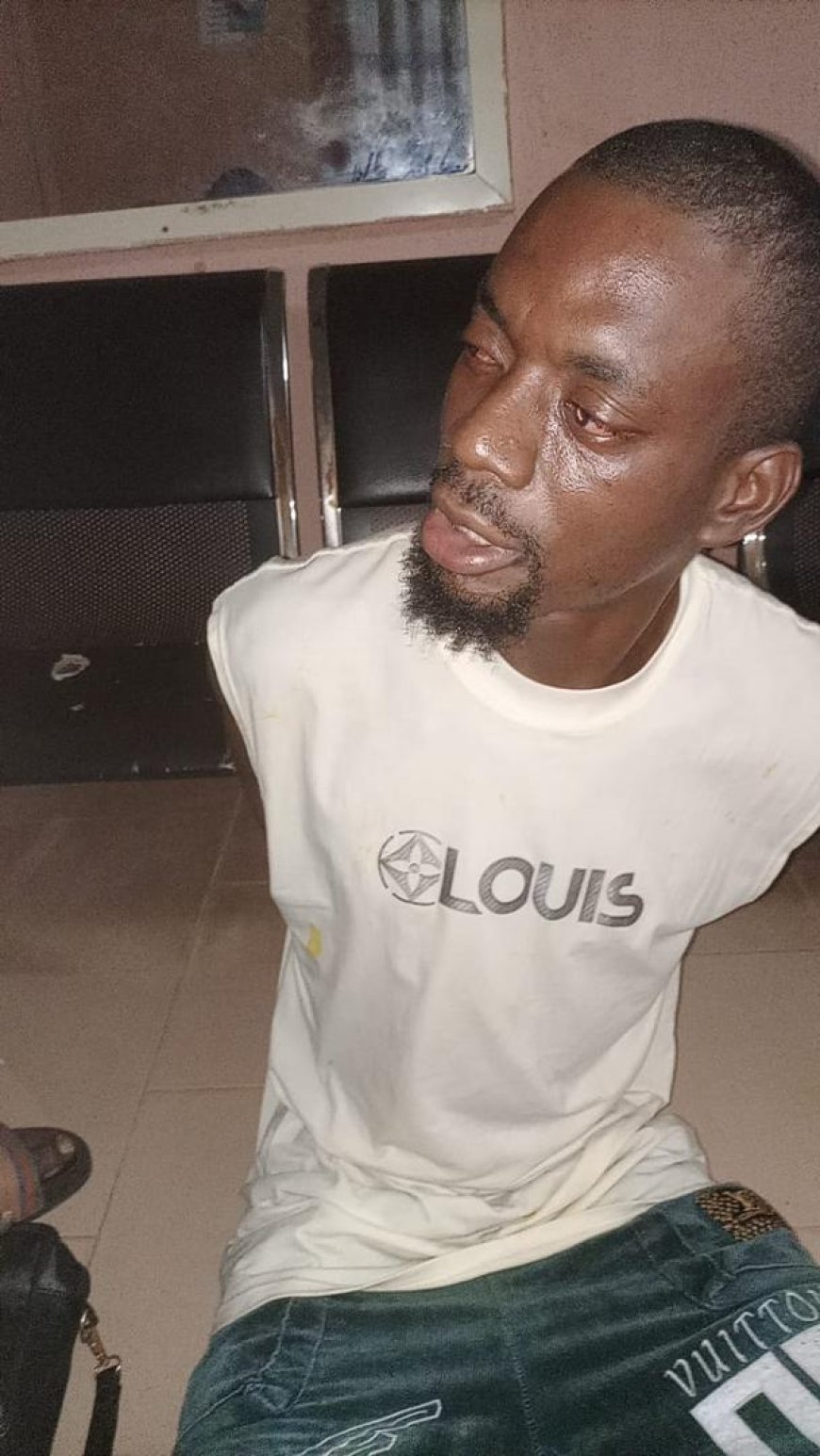 Anambra Police Nabs Lone Gunman At Awka Hotel, Recover Arm And Ammunitions