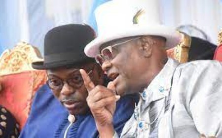 Rivers crisis: Fubara, Wike meet in Aso Rock, exchange pleasantries