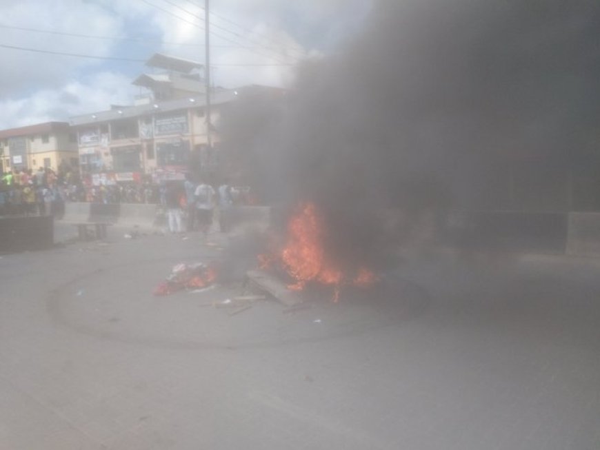 LASTMA/Driver Rage: Pregnant Woman, Her Two Children Killed As Vehicle Crushes Tricycle