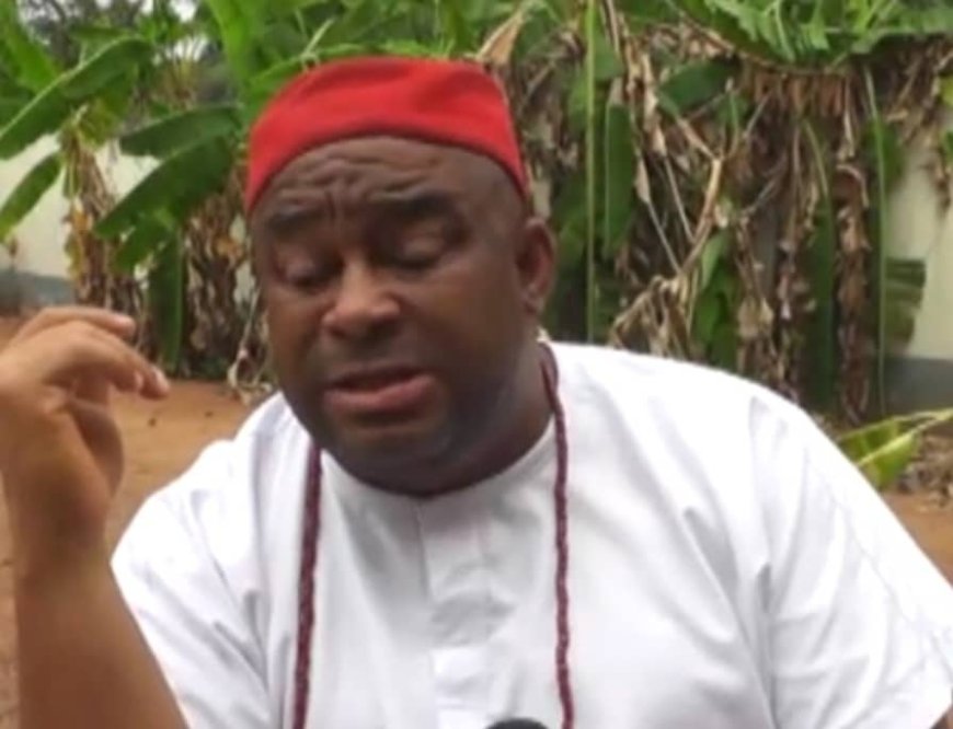 Tension As Dethroned Anambra Monarch Invade Assembly Complex with Thugs