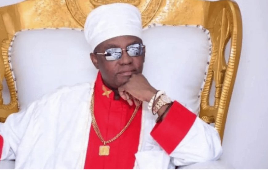 Oba Ewuare II Receives Stolen Benin Artefacts