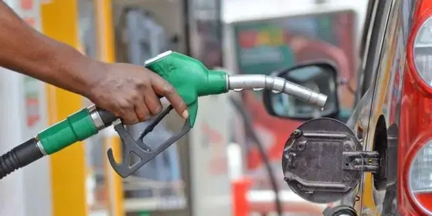 Nigerians cautioned against panic buying of petrol