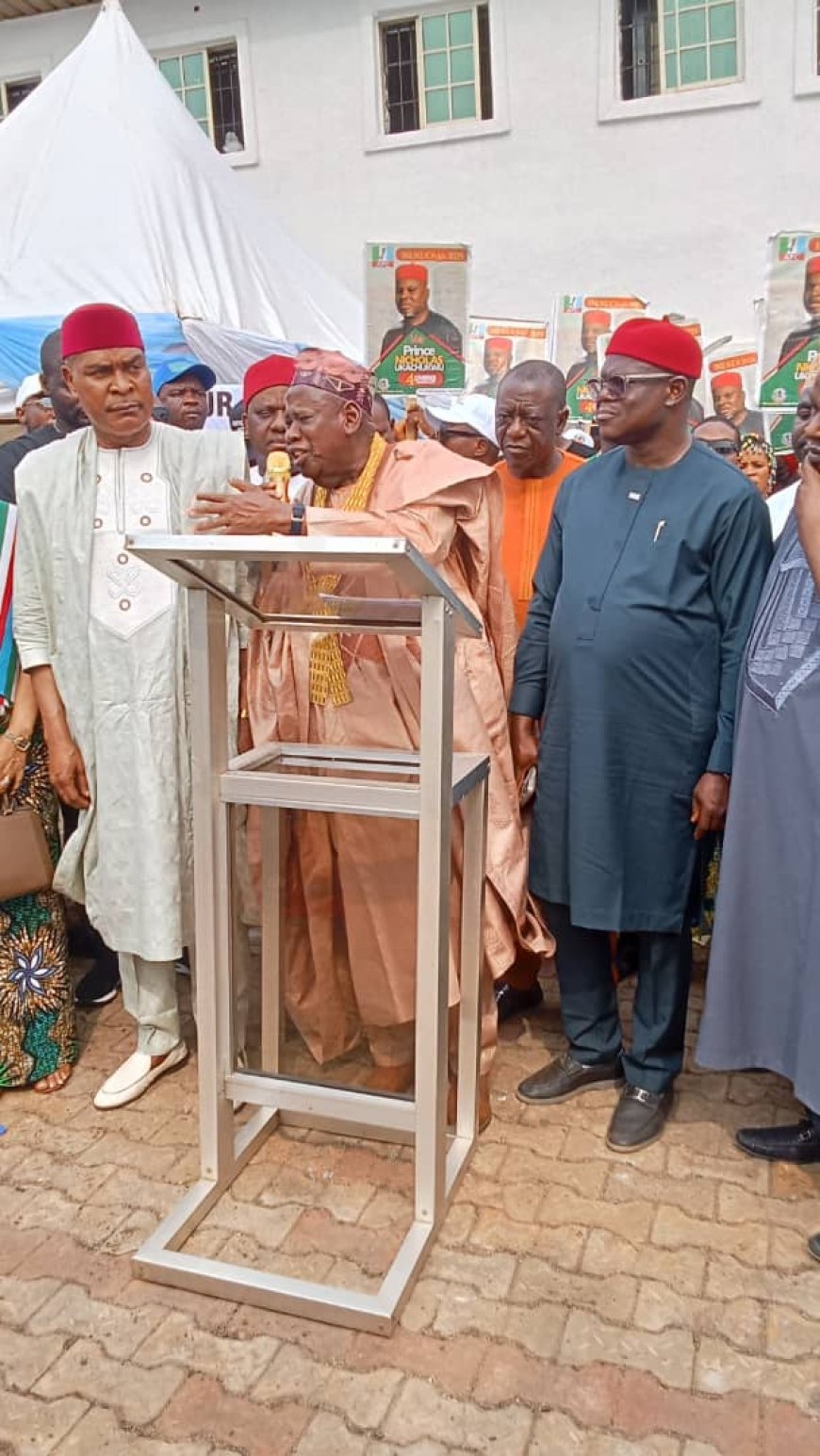 Ukachukwu Shines as Ganduje Commissions APC Awka Complex