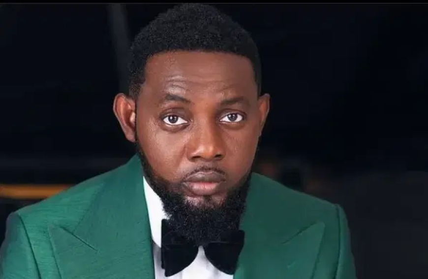 EFCC quizzes comedian AY Makun over alleged naira abuse