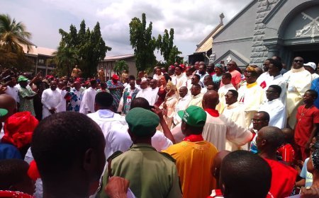 Ikukuoma Overwhelms Onitsha at Thanksgiving