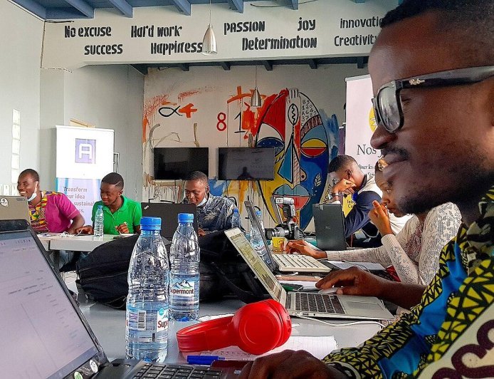 World Youth Festival to Host Participants with Letters of Happiness